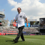 baseball-legend-wade-boggs-announces-he’s-cancer-free:-‘extremely-emotional-day’