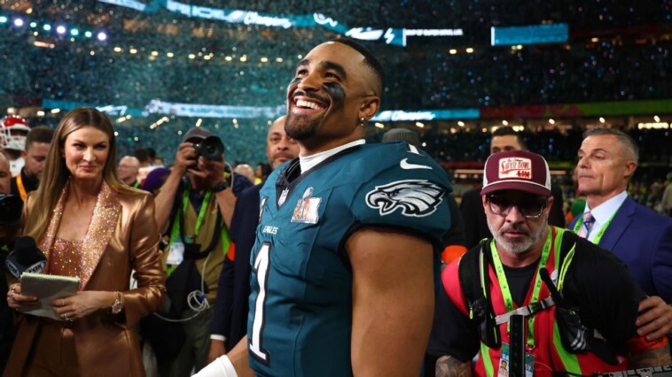 eagles-qb-hurts-claims-super-bowl-mvp-honors