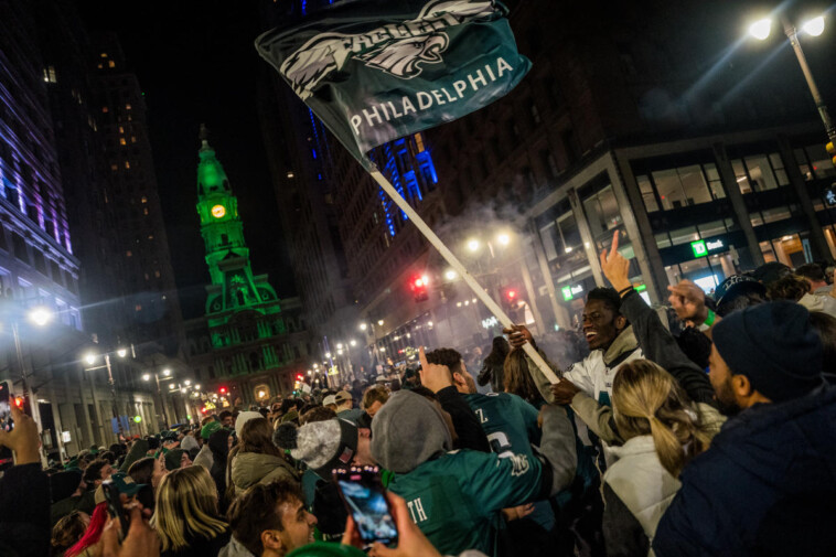 super-bowl:-philadelphia-predictably-loses-its-mind,-climbs-poles-after-eagles’-second-championship