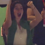 anne hathaway-couldn’t-contain-her-eagles-excitement-at-super-bowl-2025