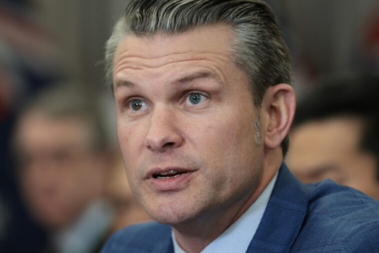 hegseth-tells-ukraine-group-its-goals-are-‘unrealistic’