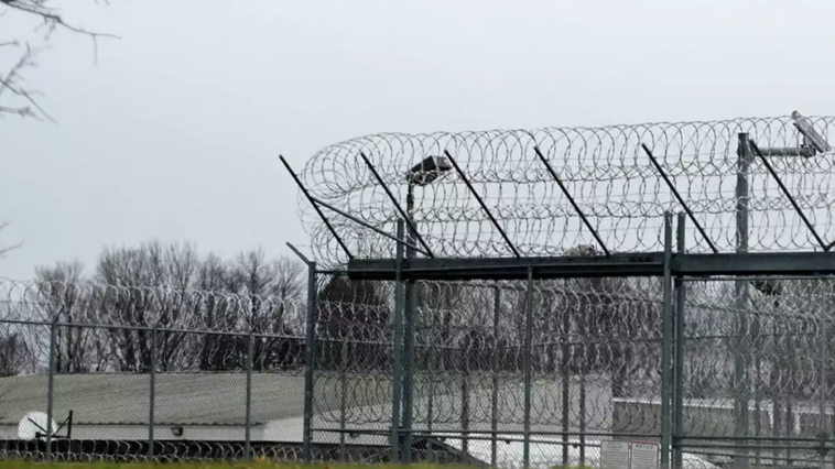 new-york-state-prison-placed-on-lockdown-after-inmates-take-over,-injure-three-corrections-officers