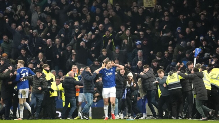 goodison-park-got-the-merseyside-derby-send-off-it-deserved