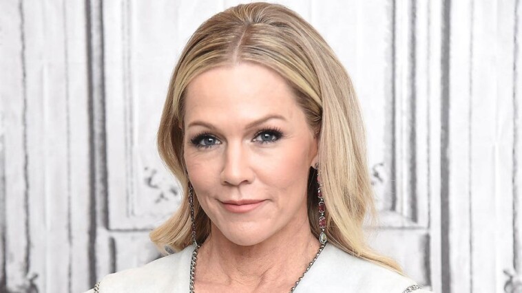 jennie-garth-is-‘chomping-at-the-bit’-to-flee-la