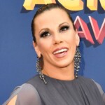 mickie-james-reveals-the-‘last-thing’-a-pro-wrestler-should-want-to-be-as-she-gears-up-for-‘wwe-lfg’