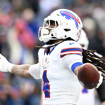 bills’-star-running-back-james-cook-makes-shocking-contract-request-on-instagram-live