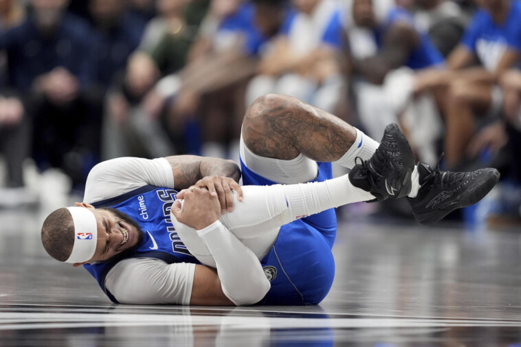 mavericks-center-daniel-gafford-will-reportedly-miss-at-least-six-weeks-with-mcl-sprain