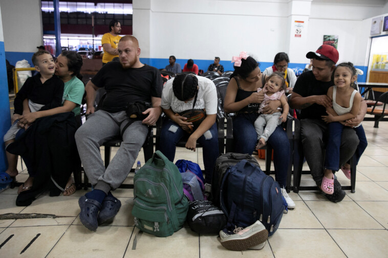 us-deports-119-migrants-from-a-variety-of-nations-to-panama