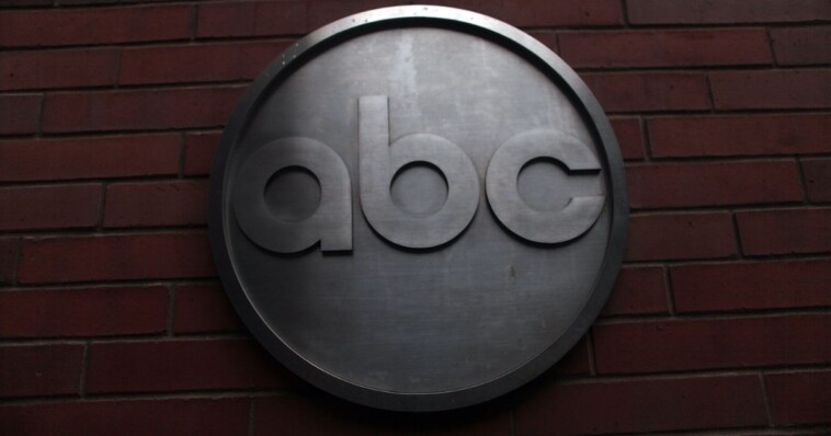 top-abc-news-figure-abruptly-exits-the-company-after-hr-starts-investigating