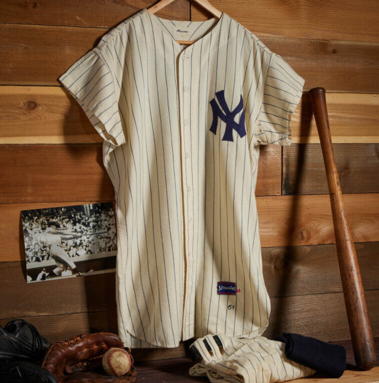 baseball-legend-roger-maris’-1961-yankees-uniform-up-for-auction,-expected-to-fetch-$1-million