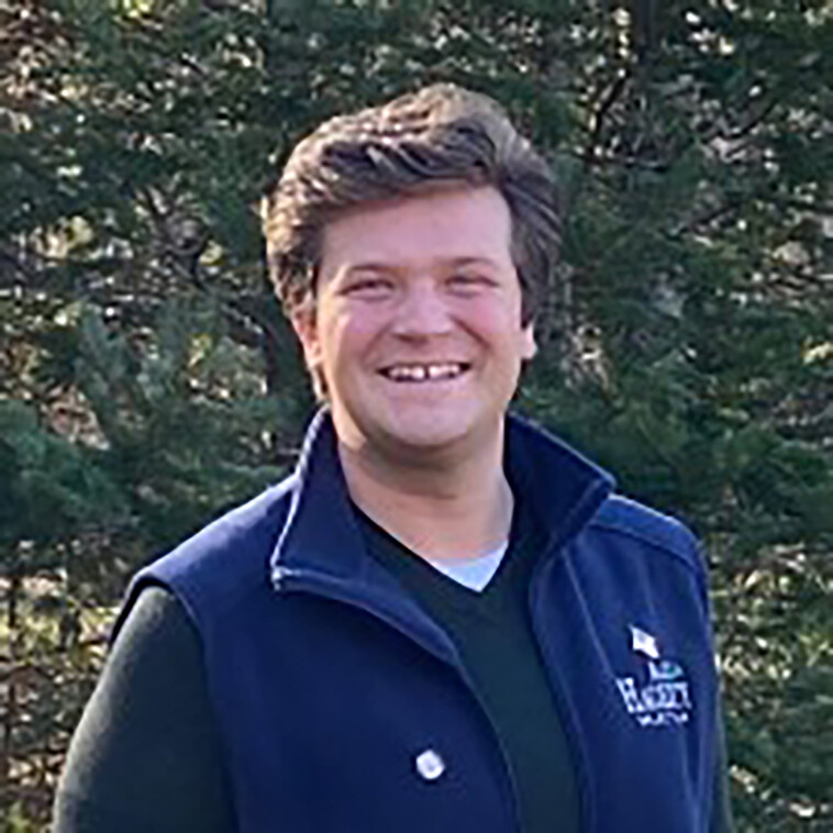 gay-republican-slams-left’s-‘hysteria’-after-vote-declares-massachusetts-city-‘trans-sanctuary’