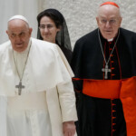 pope-francis-will-remain-in-hospital-as-he-battles-respiratory-infection,-vatican-says