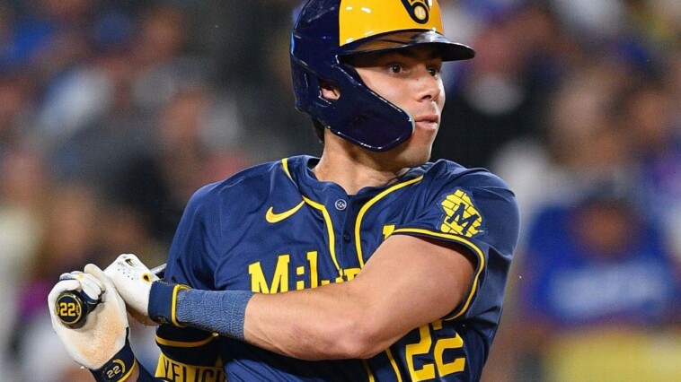 yelich-joins-brewers-at-camp,-on-track-for-opener