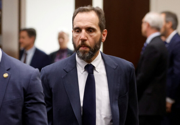 embattled-ex-special-counsel-jack-smith-discloses-$140k-‘gift’-of-free-legal-services