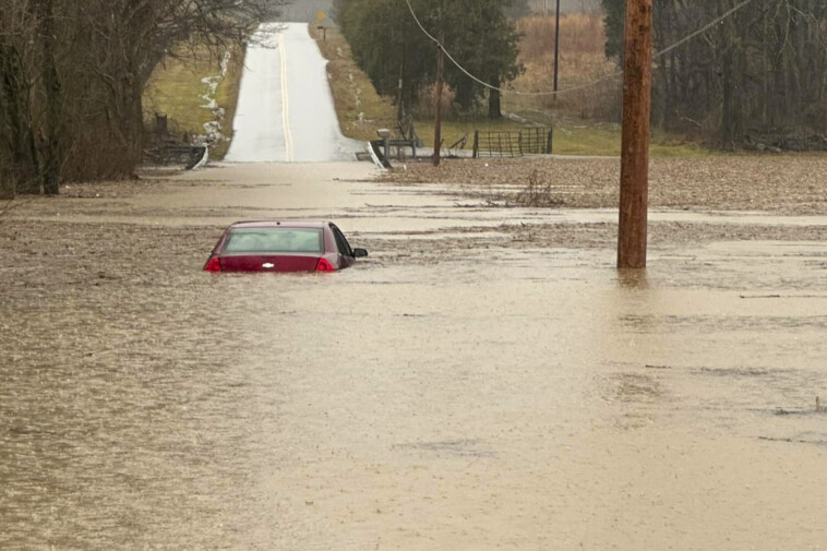 at-least-1-dead-as-brutal-storms,-flash-floods-wallop-several-southern-states