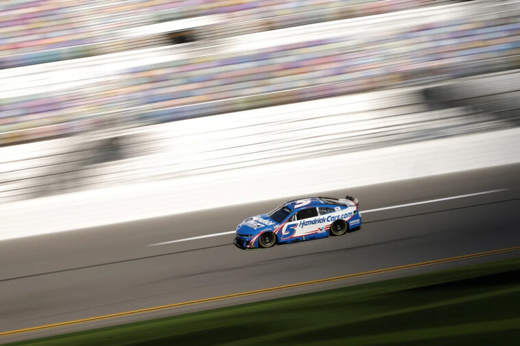 how-to-watch-the-2025-nascar-daytona-500-today