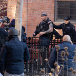 cop-shot-during-hours-long-standoff-with-barricaded-maniac-in-manhattan:-nypd