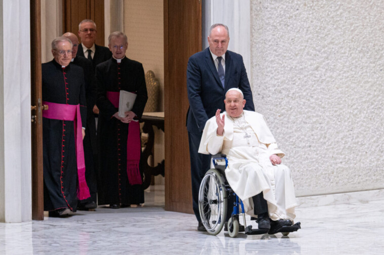 pope-francis-diagnosed-with-bilateral-pneumonia,-vatican-confirms