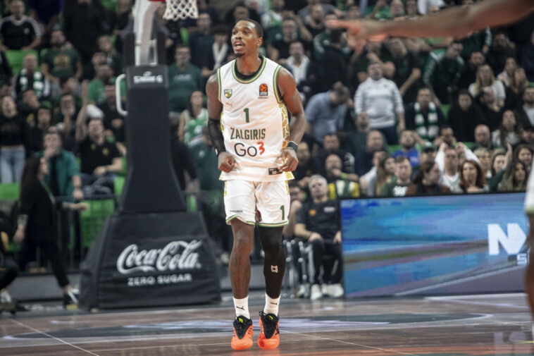 76ers-reportedly-reach-2-year-deal-with-lonnie-walker-iv-after-brief-euroleague-stint