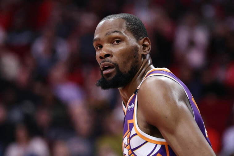 kevin-durant-explains-why-he-spiked-trade-to-warriors:-‘i-just-didn’t-want-to-move’