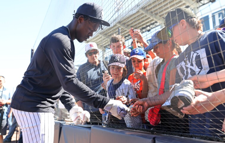 aaron-boone-has-specific-vision-for-jazz-chisholm’s-yankees-position-this-season