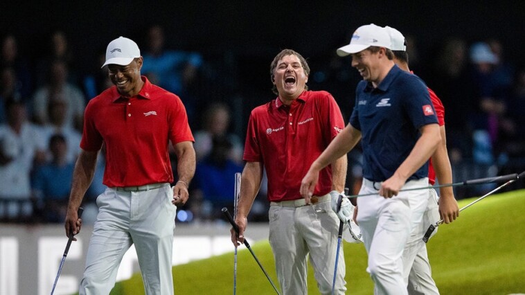 tiger-woods-has-mixup-with-tgl-teammates,-leading-to-hilarious-moment:-‘what-are-you-doing?’