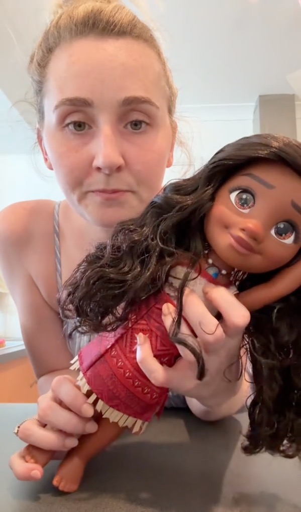 mom-issues-warning-after-daughter’s-disney-doll-comes-with-unexpected-feature:-‘a-bit-strange’