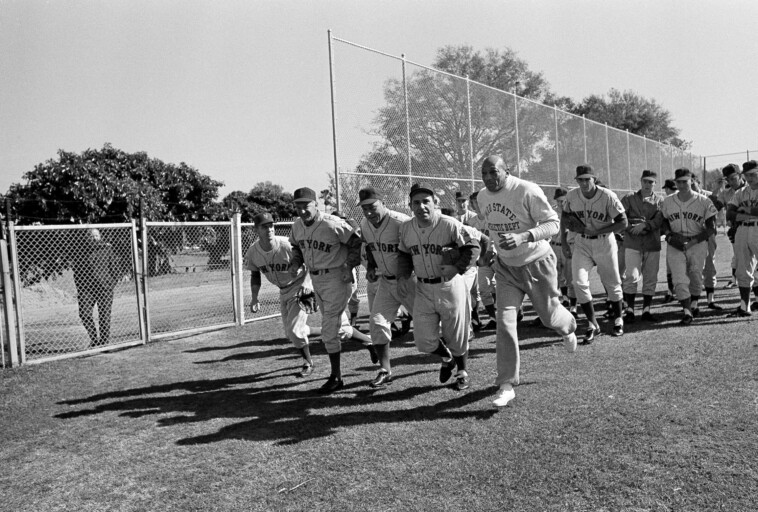 about-that-time-jesse-owens-coached-the-mets…