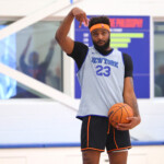 knicks-finally-look-whole-at-practice-as-mitchell-robinson,-og-anunoby-injury-returns-loom