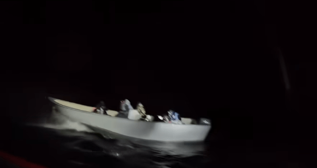 coast-guard-intercepts-‘panga’-boat-with-20-suspected-illegal-migrants-in-waters-off-san-diego