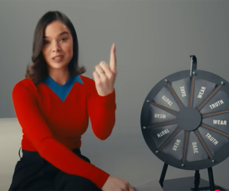 josh-allen’s-fiancee-hailee-steinfeld-savagely-roasts-bills’-afc-east-rivals