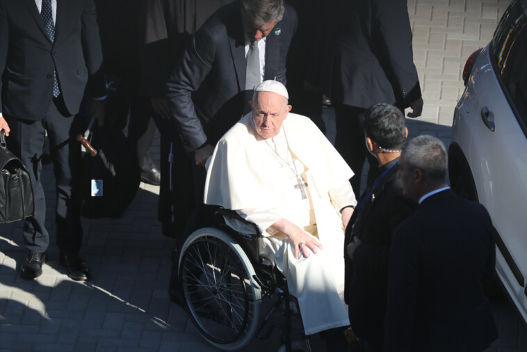 pope-francis-reportedly-‘bracing-for-death’-amid-double-pneumonia-battle-in-hospital:-‘i-won’t-survive”’