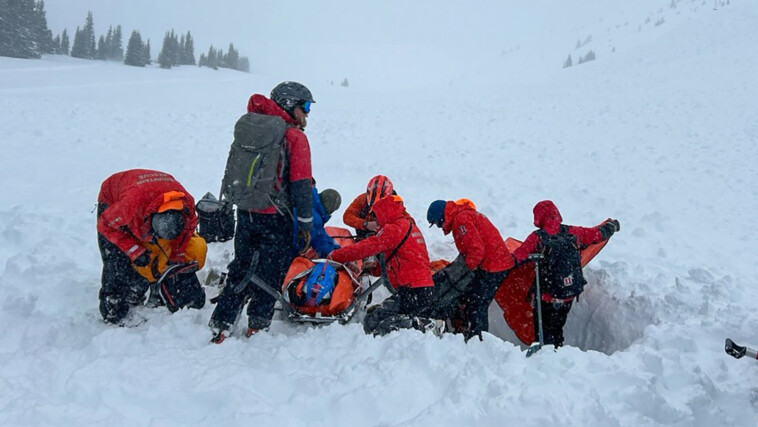 avalanche-victim-rescued-after-being-buried-for-more-than-an-hour-on-colorado-mountain