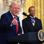 pga-tour,-pif,-tiger-woods-meet-with-president-trump-but-do-not-reach-a-deal