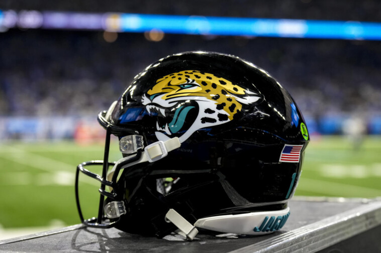 jaguars-agree-to-terms-to-hire-rams’-james-gladstone-as-new-general-manager