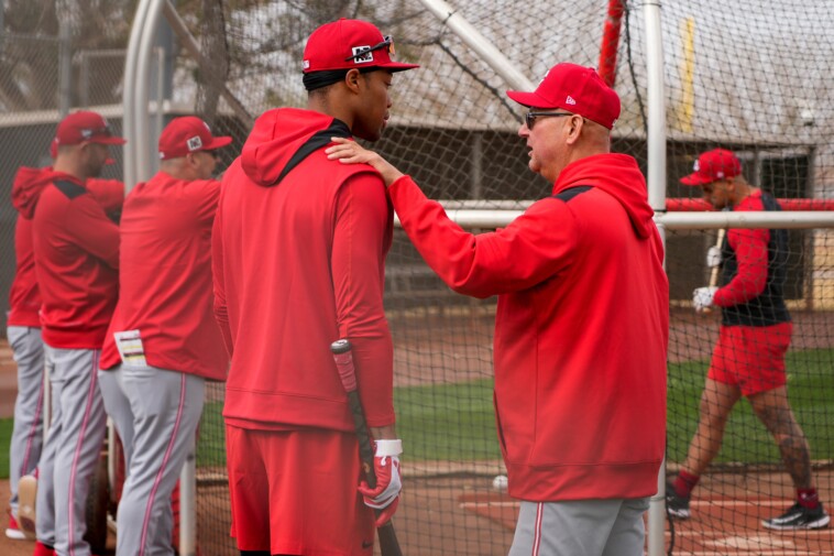 terry-francona-telling-reds-veterans-they-can-ignore-mlb’s-ball-strike-challenge-experiment