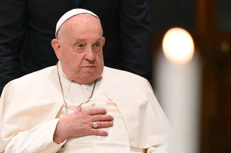 pope-francis-had-‘tranquil’-night-in-hospital,-vatican-says