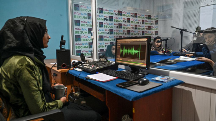 afghanistan’s-only-women-led-radio-station-to-resume-operations-after-taliban-lifts-suspension