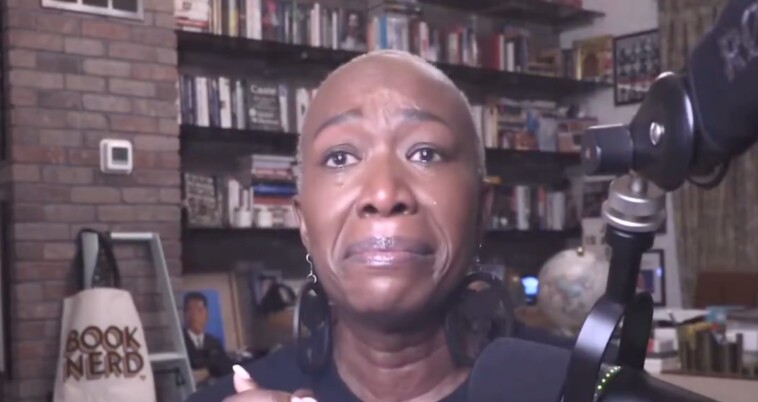 watch:-joy-reid-breaks-down-in-tears-as-she-speaks-out-for-the-first-time-since-losing-her-msnbc-show-and-leaving-the-network