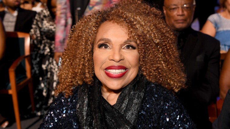 famous-singer-roberta-flack-dead-at-88