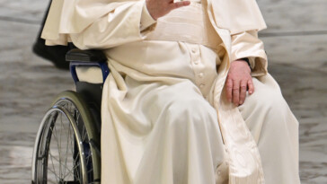 pope-francis-rested-well-all-night,-vatican-says