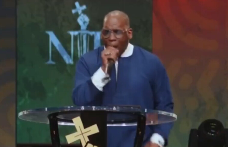 atlanta-megachurch-pastor-and-dei-activist-calls-black-trump-supporters-‘coons’-and-‘runaway-slaves’-(video)