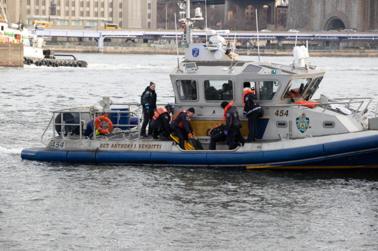 body-of-man-with-prosthetic-leg-found-floating-near-brooklyn-bridge