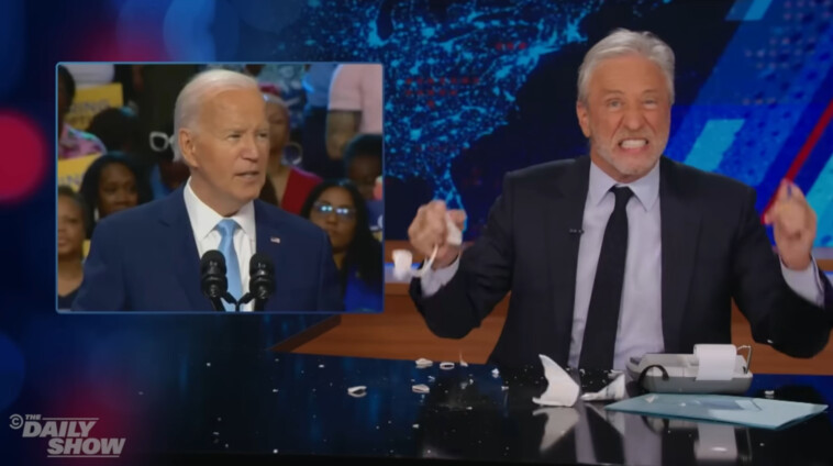 jon-stewart-cuts-open-his-hand-while-smashing-mug-in-anger-at-ex-president-biden:-‘i’ll-be-going-to-the-hospital-soon’