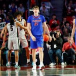 georgia-fends-off-late-comeback-attempt-to-stun-no.-3-florida,-keep-ncaa-tournament-hopes-alive