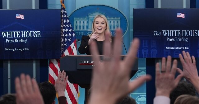 watch-live:-karoline-leavitt-holds-white-house-press-briefing