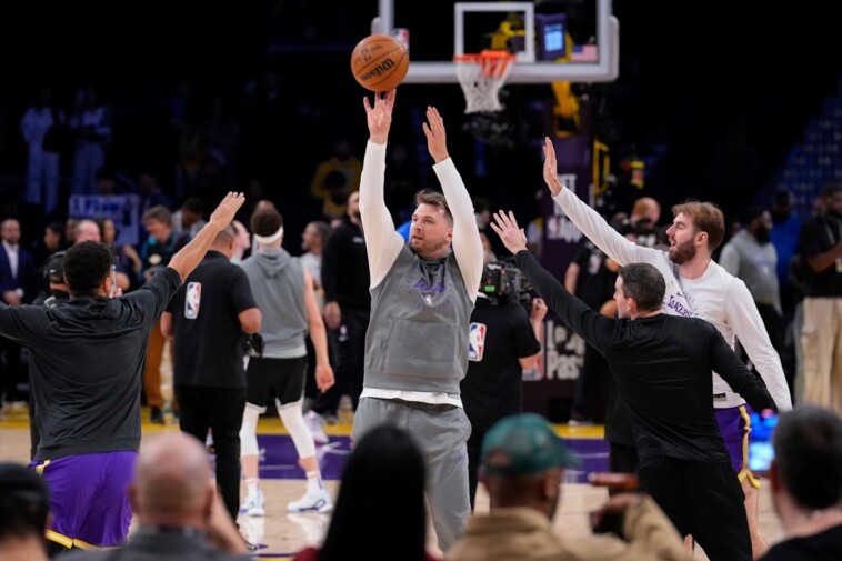 the-real-reason-lakers-star-luka-doncic-did-pregame-push-ups-in-front-of-the-dallas-mavericks