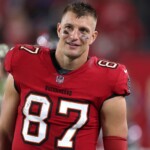 rob-gronkowski-addresses-rumored-nfl-return-as-report-links-him-to-broncos