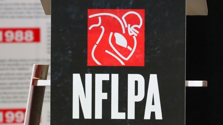 dolphins,-vikings-get-top-grades-in-nflpa-survey