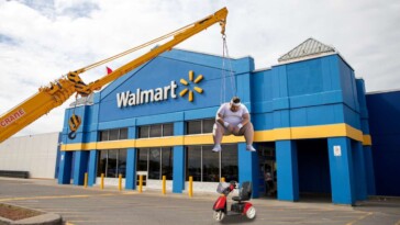 walmart-introduces-mobility-crane-to-lift-shoppers-into-their-mobility-scooters